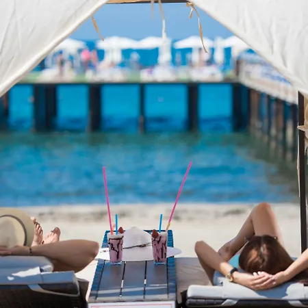 Quattro & 5* Konaklı