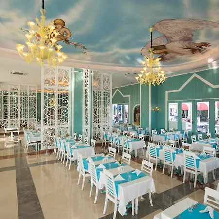 Quattro & 5* Konaklı