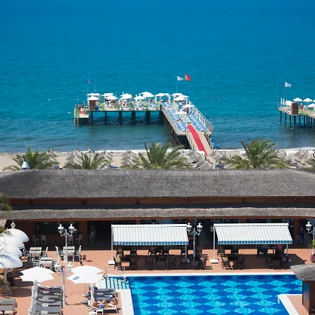 Hotel Quattro &