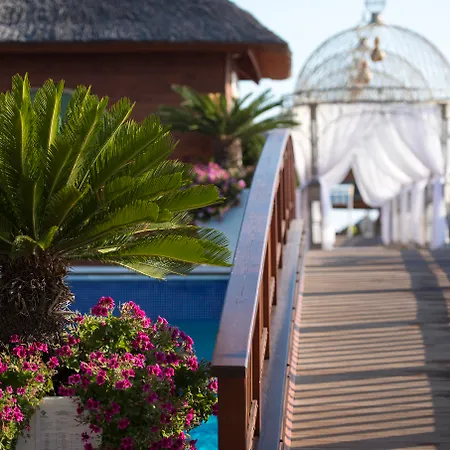 Hotel Quattro & Konaklı