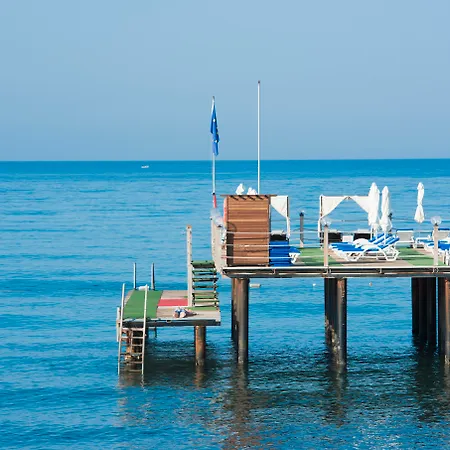 Quattro & 5* Konaklı