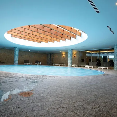 Quattro & 5* Konaklı