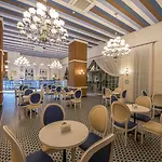 Hotel Quattro &