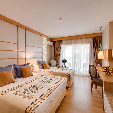 Otel Quattro & 5*