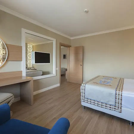 Otel Quattro & 5*
