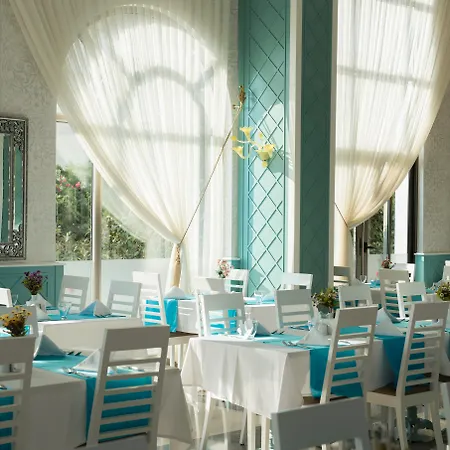 Otel Quattro & Konaklı